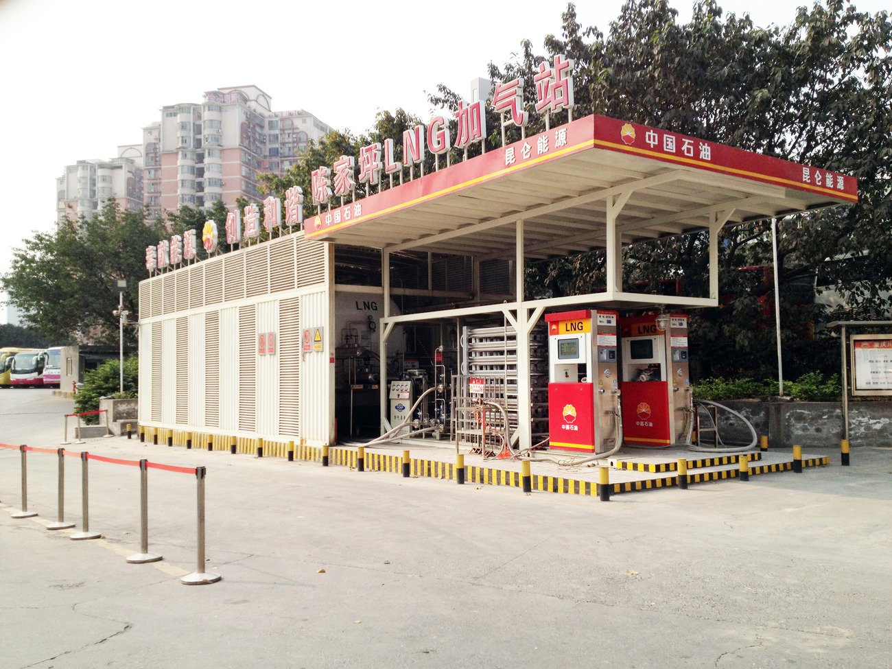 川港重庆陈家坪LNG集装箱1